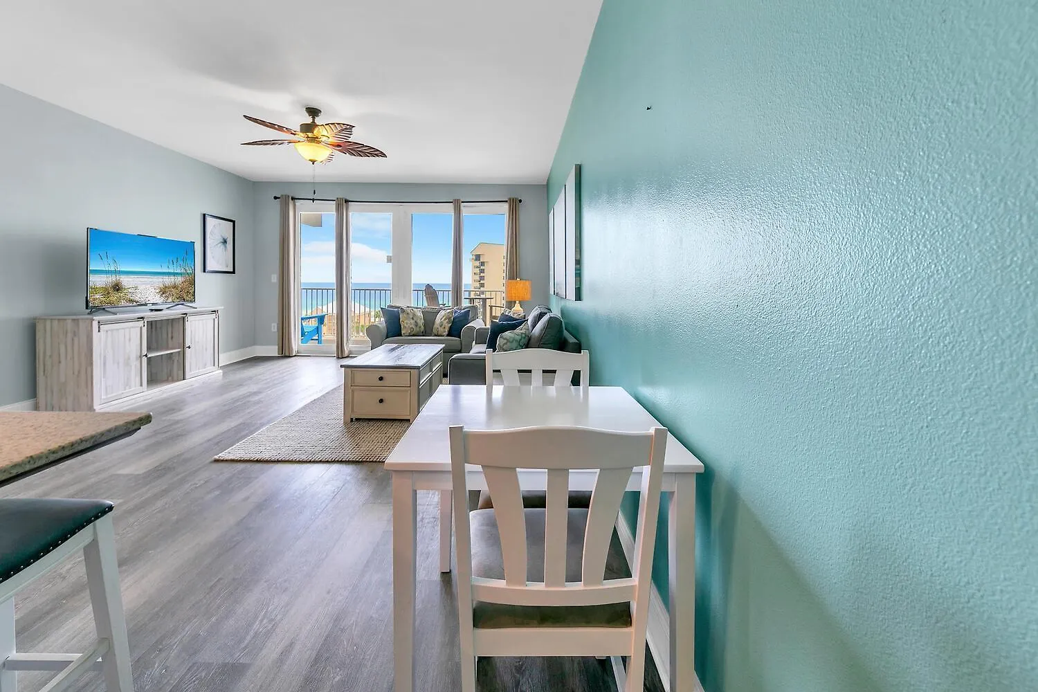 Laketown Wharf 607 Panama City Beach Holiday home